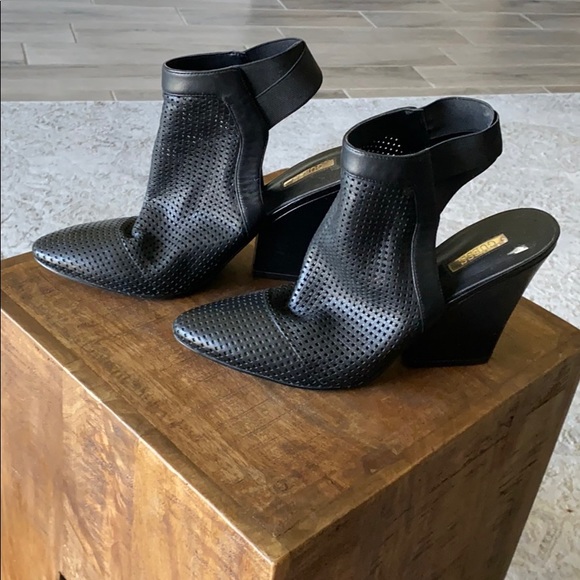 Guess ankle booties - Picture 2 of 4